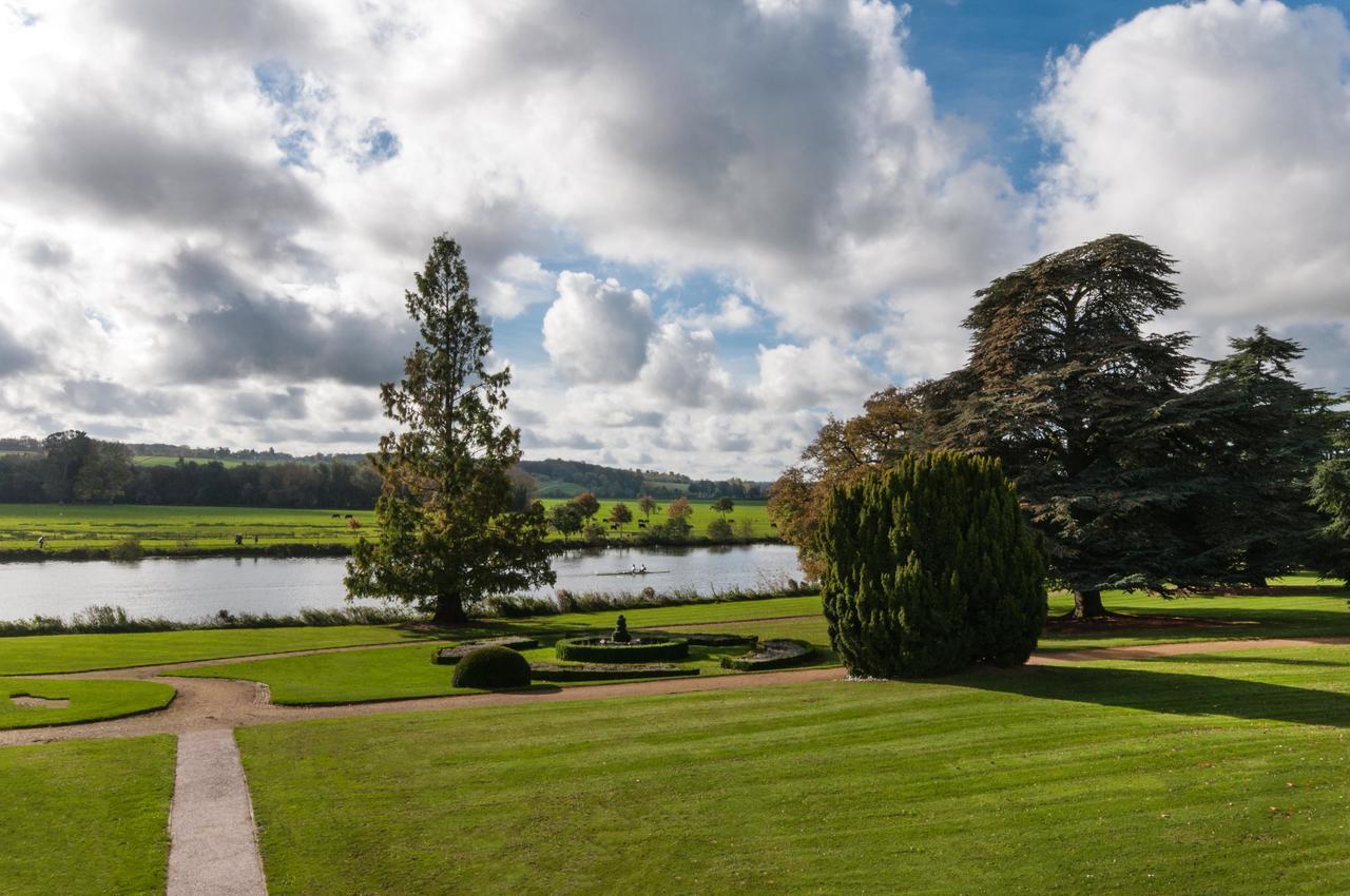 Greenlands Hotel Henley-on-Thames Exterior photo